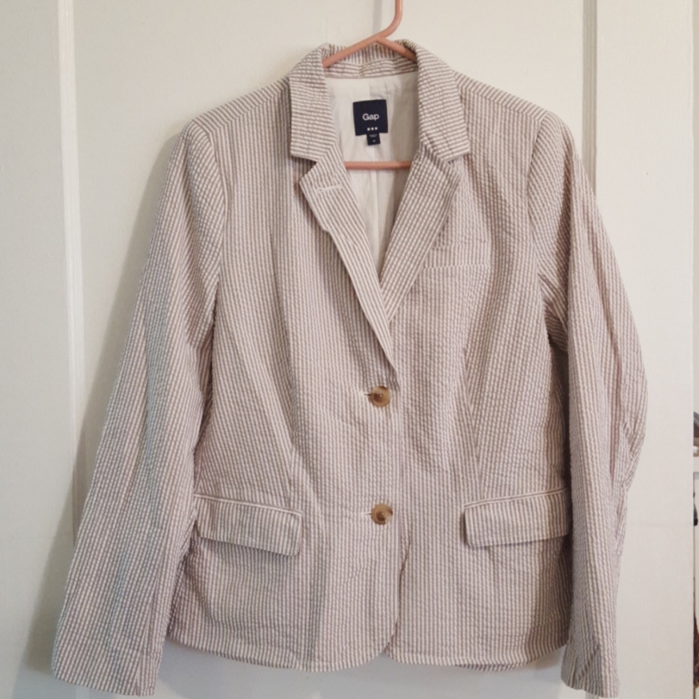 NWOT Gap White and Gray Stripped Blazer